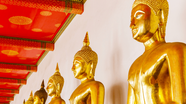 Wat Arun nắm giữa phong cách kiến trúc của thời Ayutthaya.