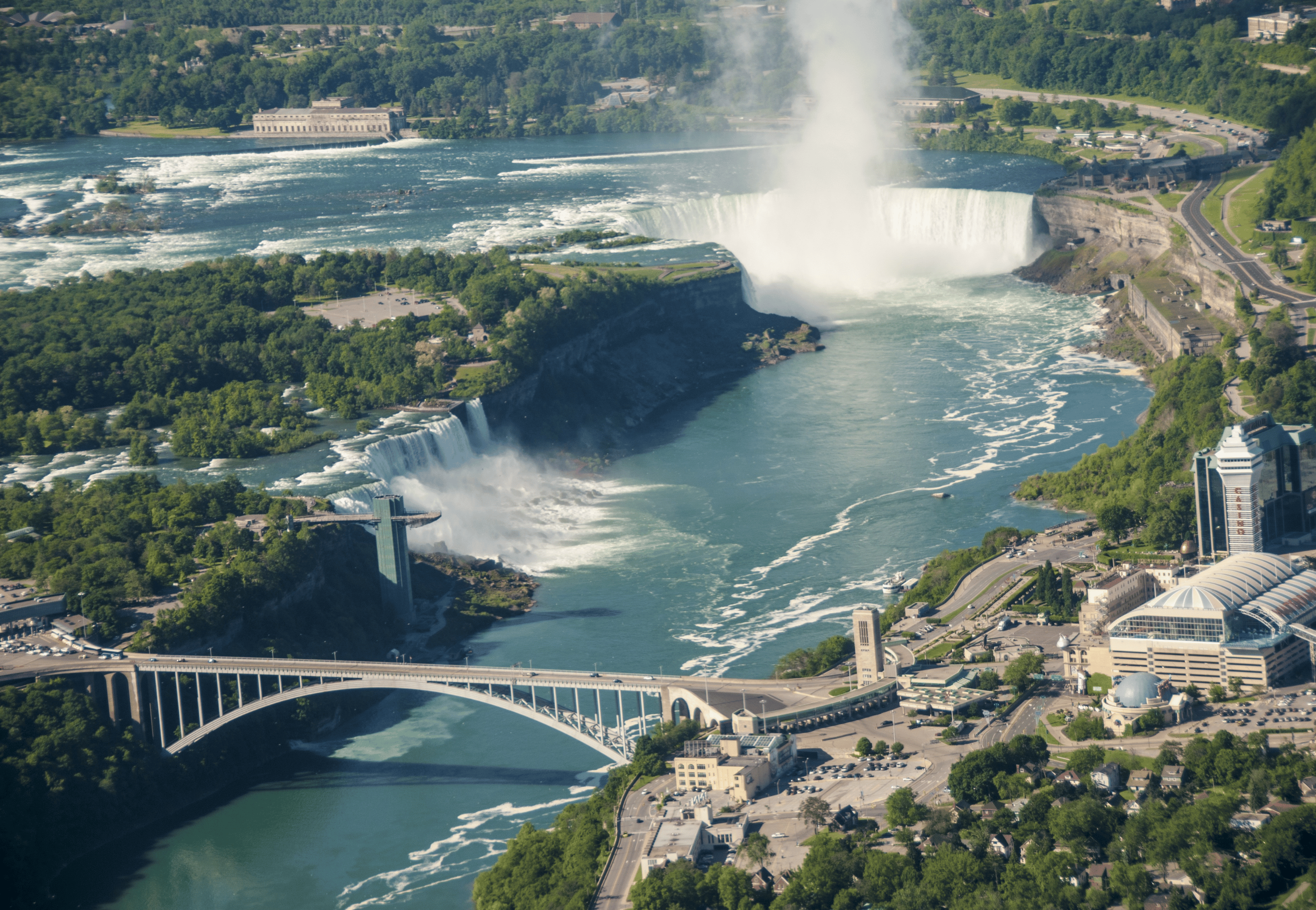 Để Có Cái Nhìn Toàn Cảnh Và độc đáo Nhất Về Niagara Falls, Bạn Nên Tìm đến Skylon Tower