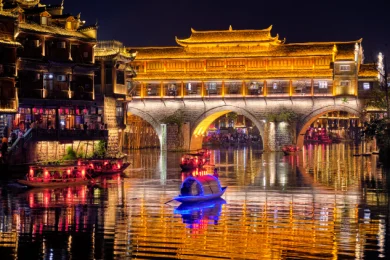 Tour Trung Quốc - Phượng Hoàng Cổ Trấn